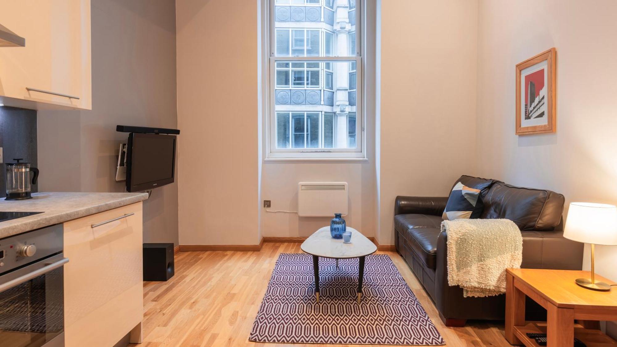Cannon Street Serviced Apartments By Lovelystay Londra Esterno foto