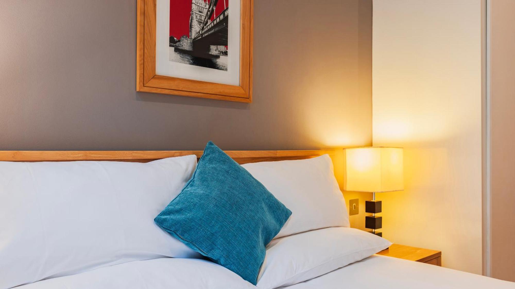 Cannon Street Serviced Apartments By Lovelystay Londra Esterno foto