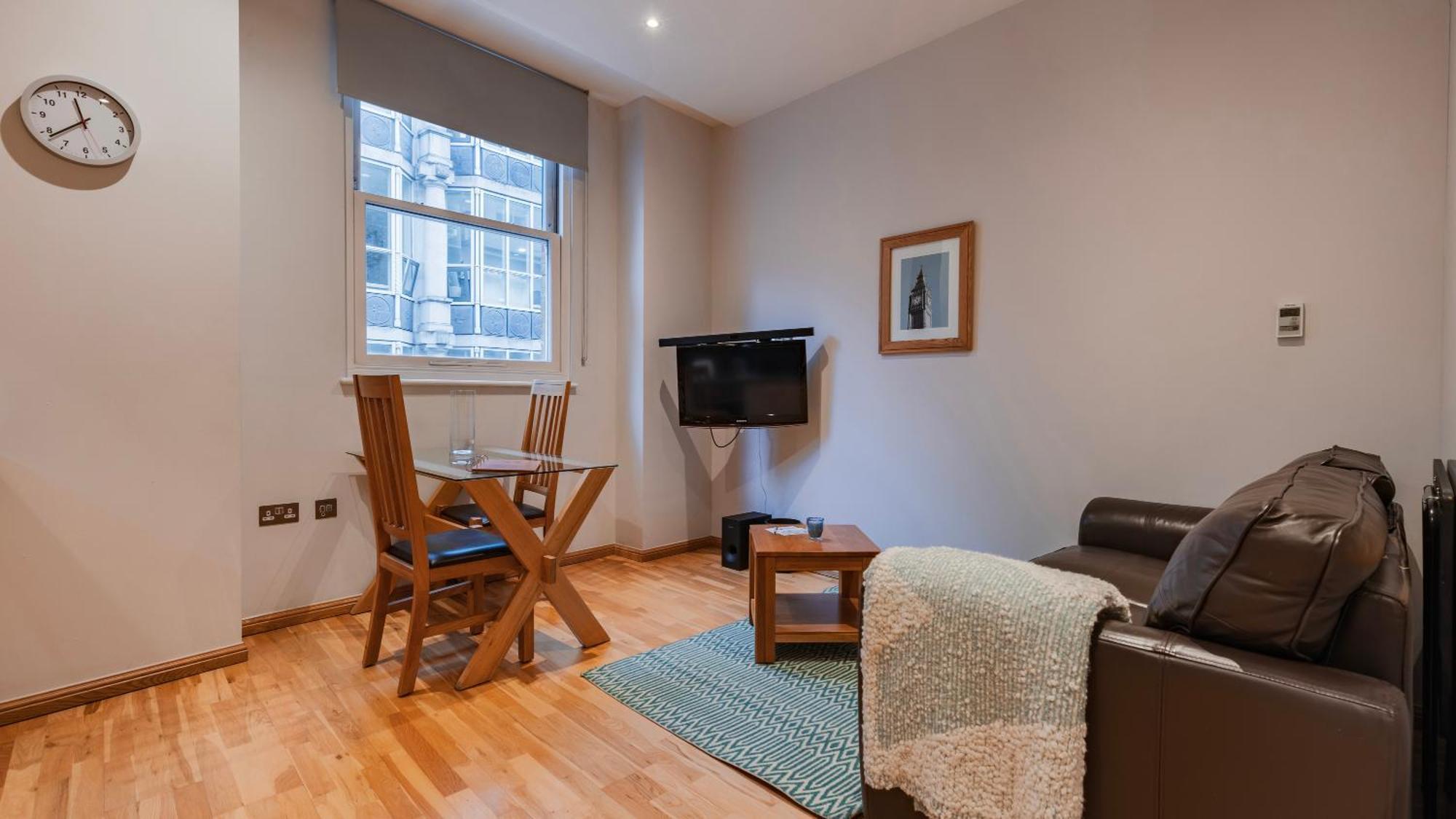 Cannon Street Serviced Apartments By Lovelystay Londra Esterno foto
